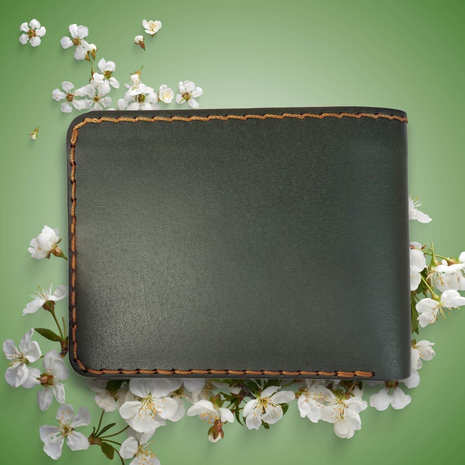 bi-fold-wallet-men-vegetable-tanned-full-grain-leather-royal-green-0